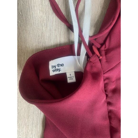 NWOT Maroon Faux Wrap Mini Dress Size‎ Small - Picture 4 of 5